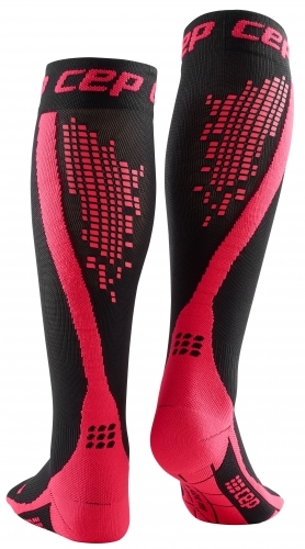 CEP Nighttech Run Compression Socks Damen Schwarz/Pink
